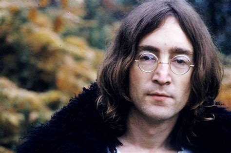 John Lennon biography – his life and work 1940.